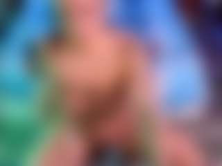 emmadanger's Live Sex Cam Show