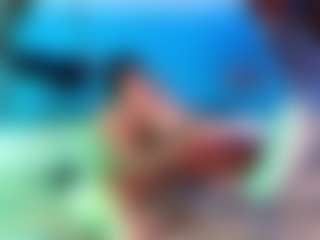 Live cam show with emmadanger - Tease on Camsoda