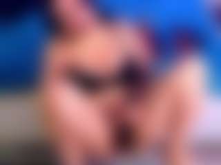 emmadanger's Live Sex Cam Show