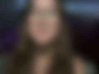 Roslyn's Live Sex Cam Show