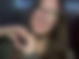 Roslyn's Live Sex Cam Show