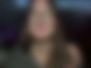 Live cam show with Roslyn - Ass Bouncing on Milfs Live