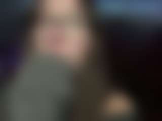 Roslyn's Live Sex Cam Show