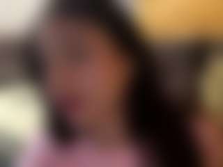 Live cam show with Jenny - Brown Hair on StripNow