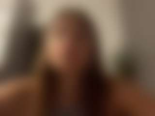 Live cam show with JenifferMedieros - HD Brown Hair on Livezox