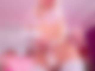 Live cam show with jolly-belle - Green Eyes on Lustler