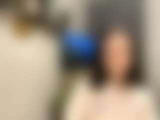 Live cam show with Rukiya - Green Eyes on madthumbs