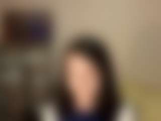 Live cam show with Rukiya - Bedroom on Dare Cams
