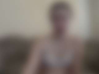 maksLika882's Live Sex Cam Show