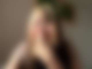 Mia's Live Sex Cam Show