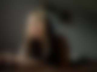 Live cam show with Mia - Black Amateur on Camsoda