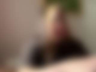 Mia's Live Sex Cam Show