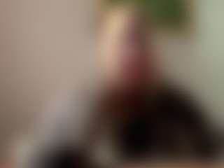 Mia's Live Sex Cam Show
