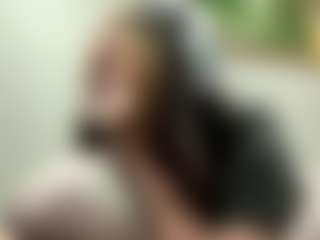 Mia's Live Sex Cam Show