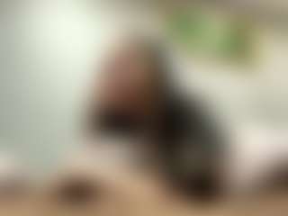 Mia's Live Sex Cam Show