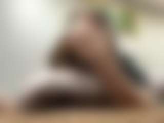 Mia's Live Sex Cam Show