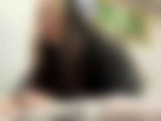 Mia's Live Sex Cam Show