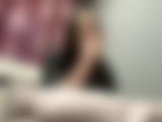 Mia's Live Sex Cam Show