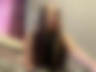 Mia's Live Sex Cam Show