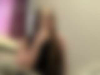 Mia's Live Sex Cam Show