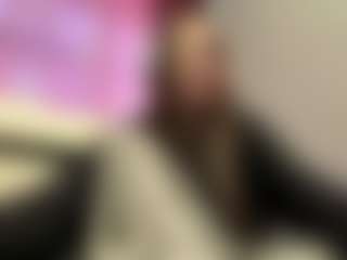 Live cam show with Mia - Arab Young Adult on Milfs Live