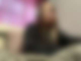 Mia's Live Sex Cam Show