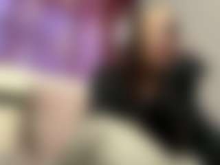 Mia's Live Sex Cam Show