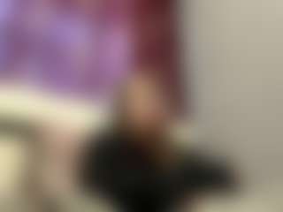 Mia's Live Sex Cam Show