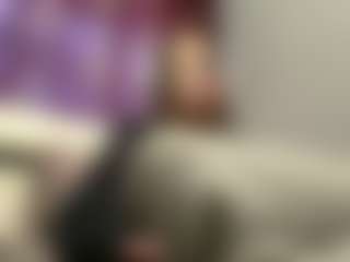 Mia's Live Sex Cam Show