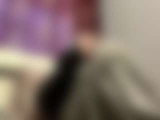 Mia's Live Sex Cam Show