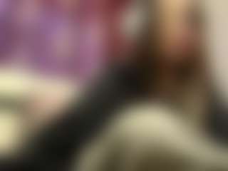 Mia's Live Sex Cam Show