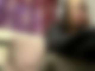 Mia's Live Sex Cam Show