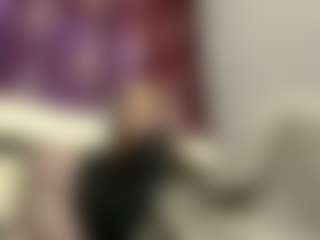 Mia's Live Sex Cam Show