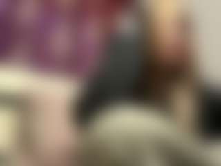 Mia's Live Sex Cam Show