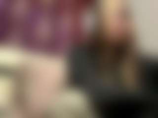 Mia's Live Sex Cam Show