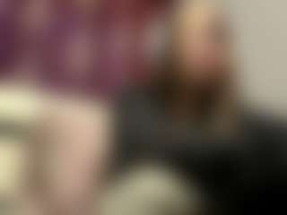 Mia's Live Sex Cam Show