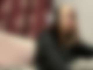 Mia's Live Sex Cam Show