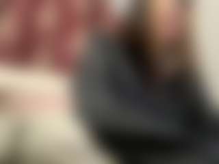 Mia's Live Sex Cam Show