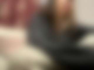 Mia's Live Sex Cam Show