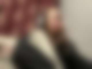 Mia's Live Sex Cam Show