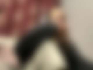 Mia's Live Sex Cam Show