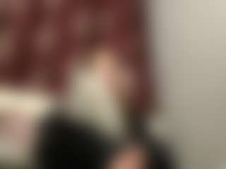 Mia's Live Sex Cam Show