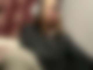 Mia's Live Sex Cam Show