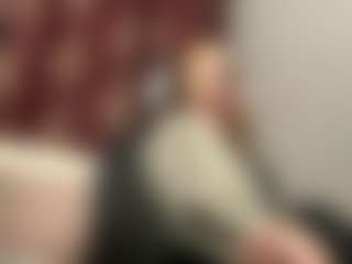 Mia's Live Sex Cam Show
