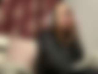 Live cam show with Mia - White Teen (18+) on Camsoda