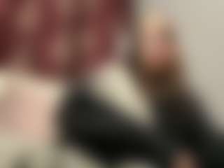 Mia's Live Sex Cam Show
