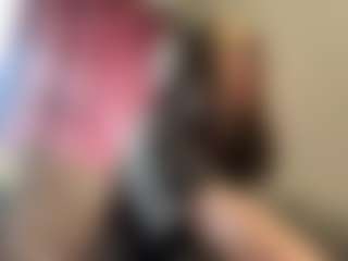 Mia's Live Sex Cam Show