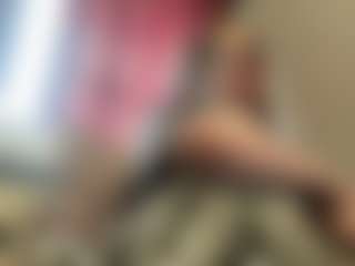 Mia's Live Sex Cam Show