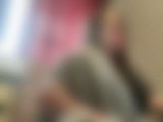 Mia's Live Sex Cam Show