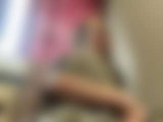Mia's Live Sex Cam Show